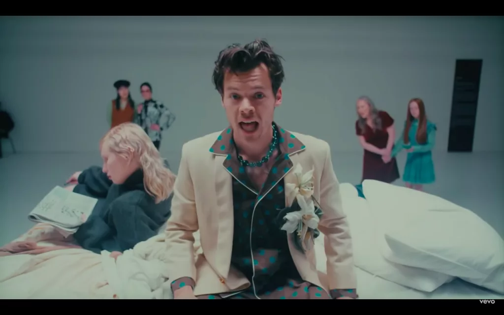Lirik Lagu Late Night Talking - Harry Styles